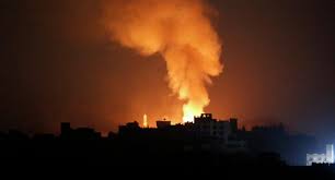عاجل : طائرات التحالف تستهدف 7 أماكن حساسة في العاصمة صنعاء وسماع دؤي انفجارات عنيفة